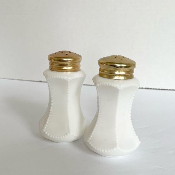 Vintage Ucagco Ceramic White and Gold Plated Salt and Pepper Shakers in GUC - Picture 2 of 5